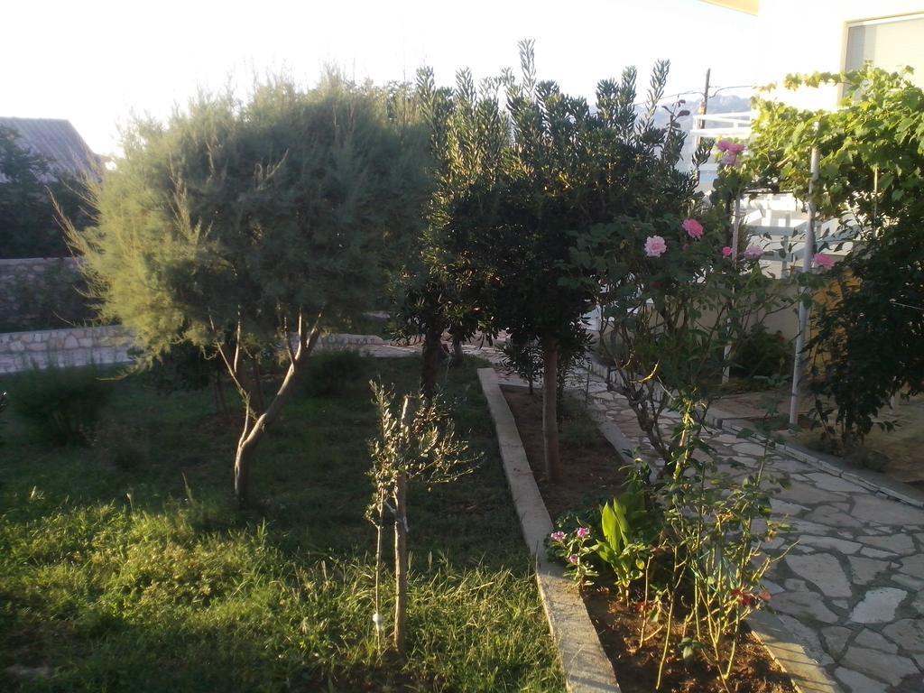 Kuca Za Odmor Laura Apartment Razanac Exterior photo